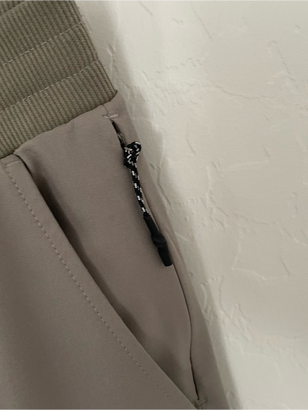 FLX men’s jogger pant in taupe size medium - Picture 3 of 6